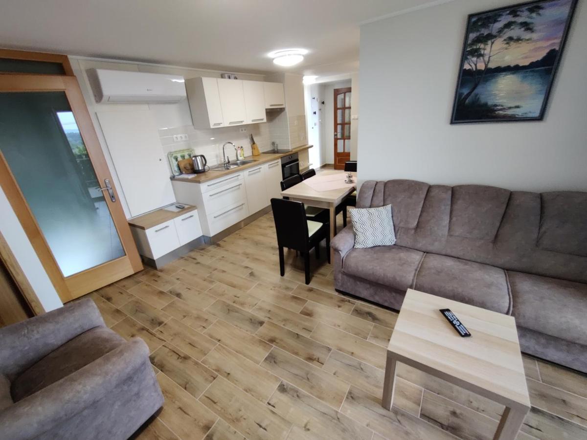 Bertalan Apartman 본보야크바세기 외부 사진